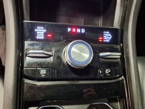 Used 2023 Jeep Grand Cherokee L Overland w/ Luxury Tech Group IV image 18