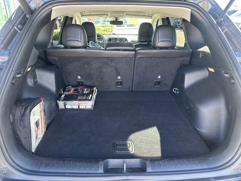 Used 2019 Jeep Cherokee Limited image 30