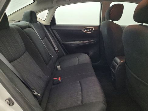 Used 2019 Nissan Sentra SV FWD image 19