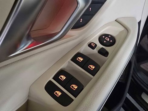 Used 2025 BMW 330i xDrive Sedan w/ M Sport Package image 25