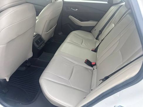 Used 2023 Honda Accord Touring image 11