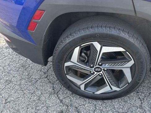 Used 2022 Hyundai Tucson Limited w/ Cargo Package AWD/4WD image 19