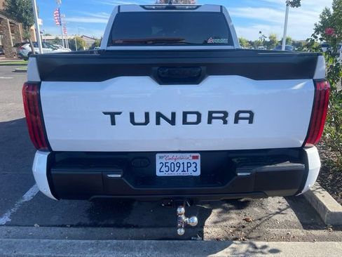 Used 2022 Toyota Tundra SR5 w/ Convenience Package RWD image 2