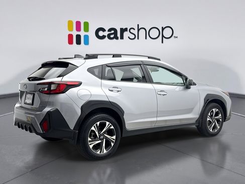 Used 2024 Subaru Crosstrek 2.0i Premium AWD/4WD image 5