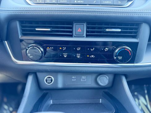 Used 2023 Nissan Rogue S AWD/4WD image 20