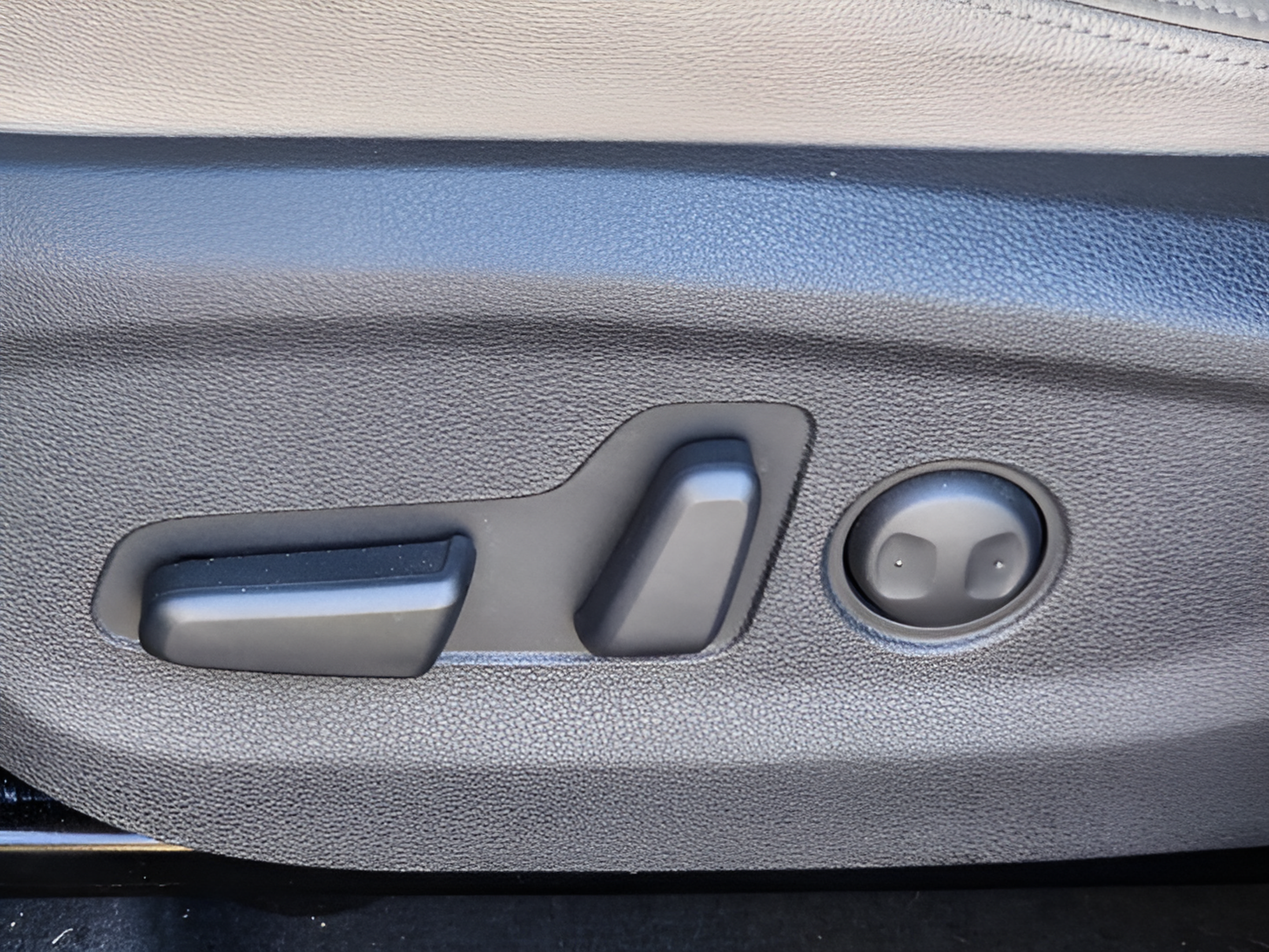 Used 2016 Hyundai Tucson Limited FWD image 8