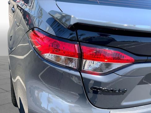 Certified 2025 Toyota Corolla SE w/ SE Premium Package FWD image 28