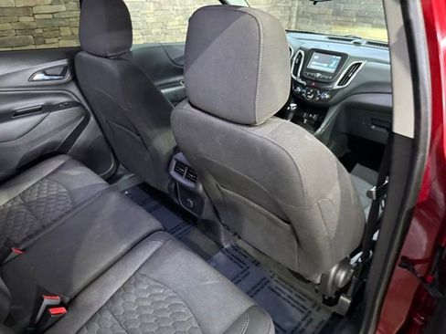 Used 2018 Chevrolet Equinox LT FWD image 33
