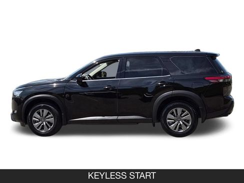 Used 2024 Nissan Pathfinder S FWD image 5