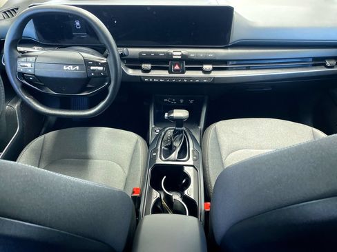 Certified 2025 Kia K4 FWD image 31
