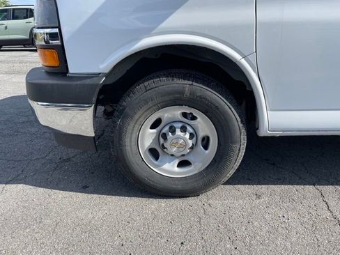 New 2025 Chevrolet Express 2500 w/ Driver Convenience Package image 5