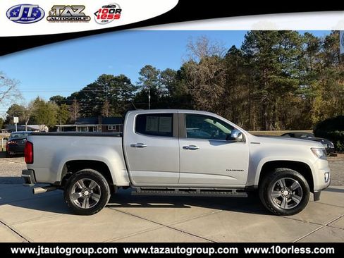 Used 2017 Chevrolet Colorado LT w/ Luxury Package, Chrome RWD image 8