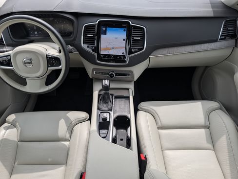 Used 2022 Volvo XC90 T6 Inscription w/ Advanced Package AWD/4WD image 10