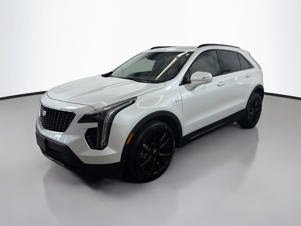 Used 2022 Cadillac XT4 Sport w/ LPO, Onyx Lite Package AWD/4WD image 5