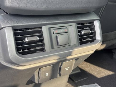 New 2024 Ford F150 Lightning Lariat image 15