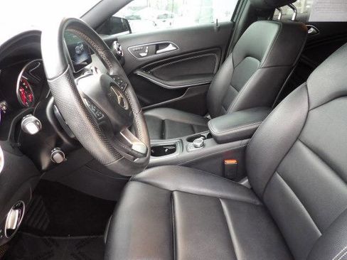 Used 2018 Mercedes-Benz GLA 250 image 17