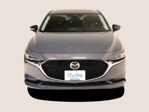 Used 2023 MAZDA MAZDA3 s FWD image 3