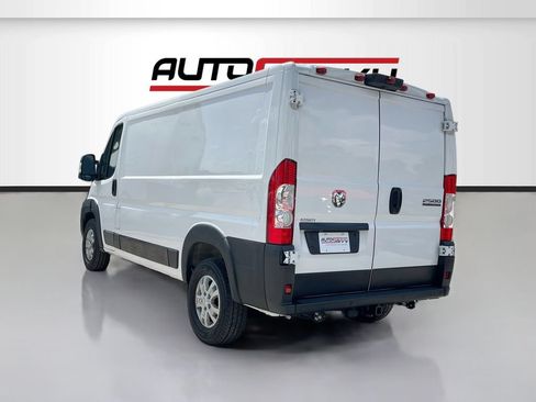 Used 2025 RAM ProMaster 2500 w/ Quick Order Package 22G SLT FWD image 5
