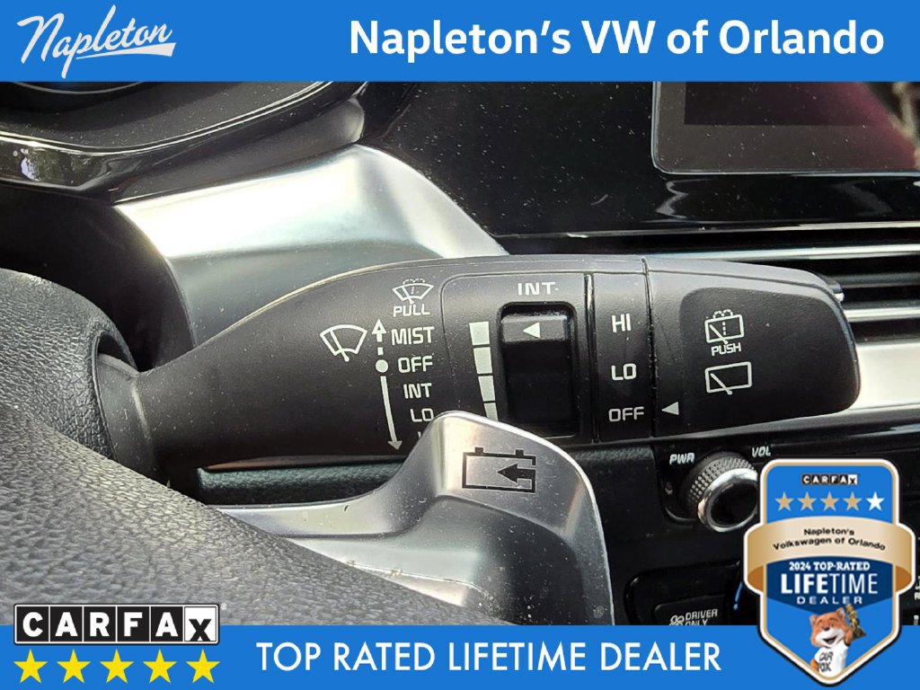 Used 2022 Kia Niro EX FWD image 13