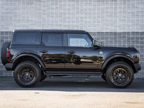 New 2025 Ford Bronco Outer Banks w/ Sasquatch Package image 4