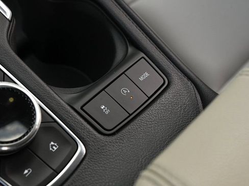 Used 2021 Cadillac XT4 Luxury image 33