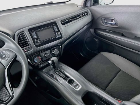Used 2022 Honda HR-V LX image 24