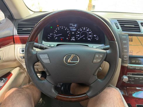 Used 2012 Lexus LS 460 w/ Luxury Value Edition image 26