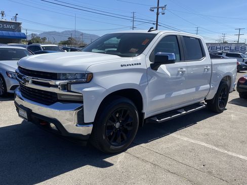 Used 2019 Chevrolet Silverado 1500 LT w/ All-Star Edition image 2