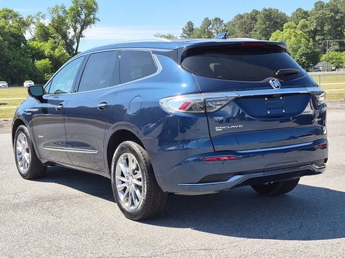 Used 2023 Buick Enclave Avenir w/ Avenir Technology Package AWD/4WD image 6