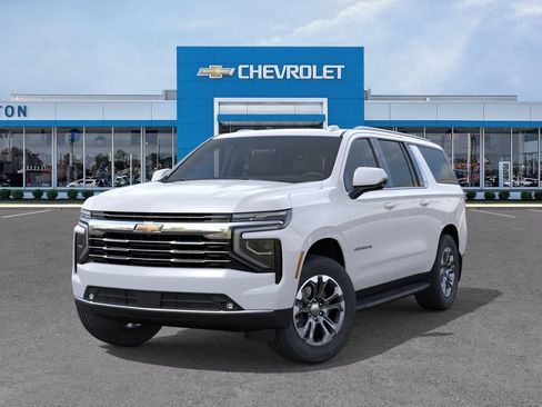 New 2026 Chevrolet Suburban LT w/ Comfort Package AWD/4WD image 6