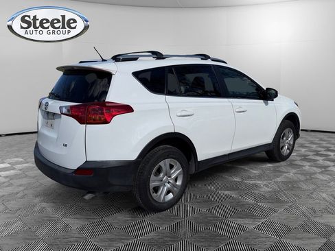 Used 2013 Toyota RAV4 LE image 5