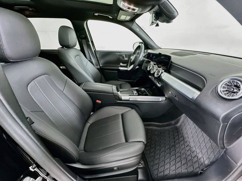 Certified 2024 Mercedes-Benz GLB 250 image 29