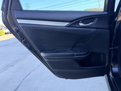 Used 2020 Honda Civic EX-L image 23