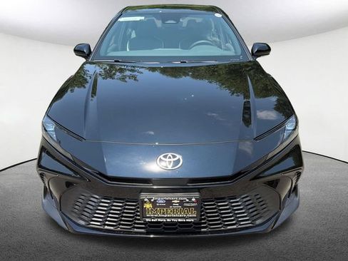 New 2026 Toyota Camry SE w/ Convenience Package FWD image 4