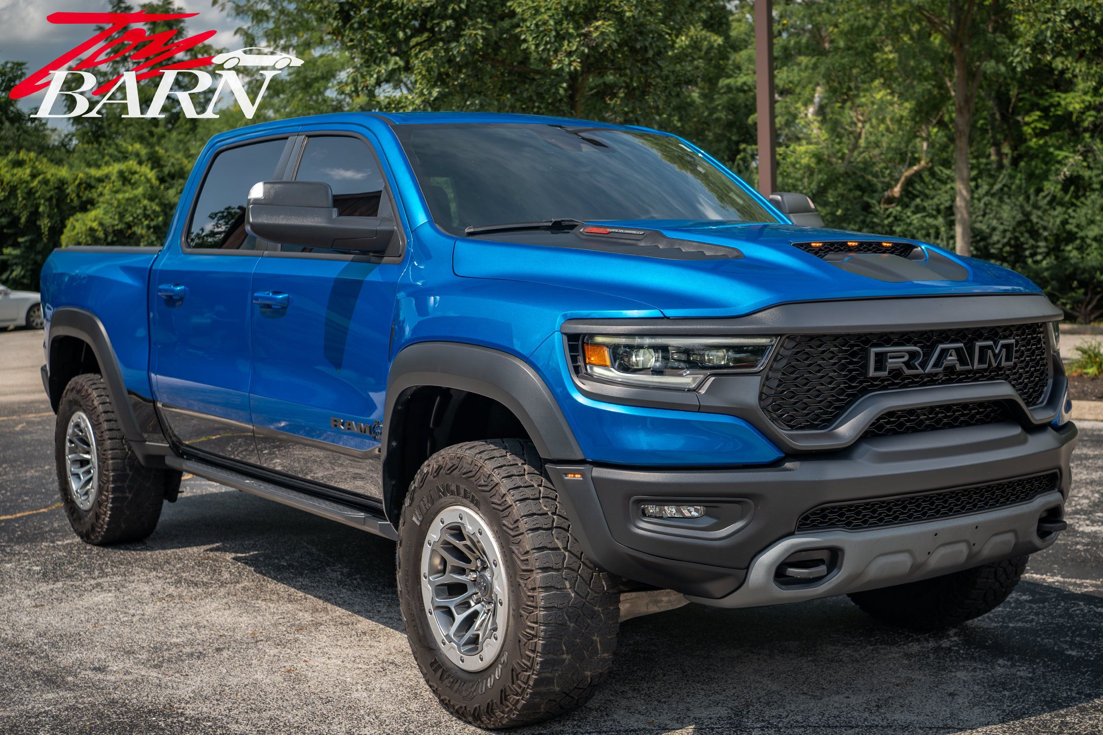Used 2022 RAM 1500 TRX w/ TRX Level 1 Equipment Group AWD/4WD image 2