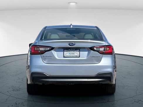 Used 2025 Subaru Legacy Premium AWD/4WD image 7