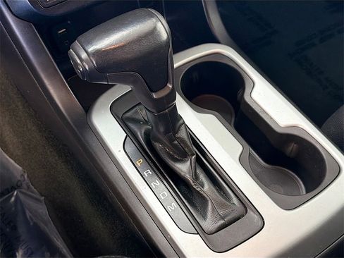 Used 2016 Chevrolet Colorado LT w/ Luxury Package, Chrome image 17