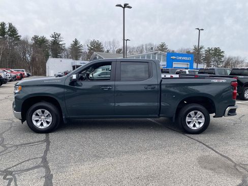 Used 2025 Chevrolet Silverado 1500 LT AWD/4WD image 4