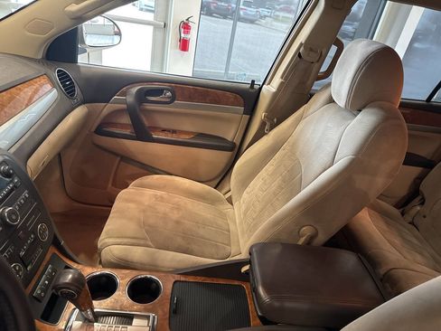 Used 2008 Buick Enclave CX w/ Driver Confidence Package image 14