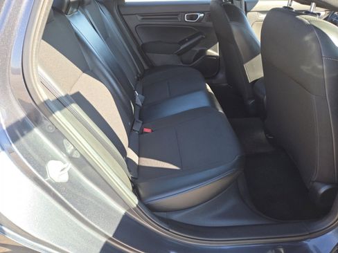 Used 2023 Honda Civic Sport image 18