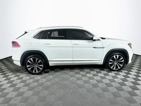 Used 2020 Volkswagen Atlas Cross Sport SEL R-Line FWD image 9