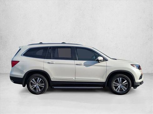 Used 2017 Honda Pilot EX-L image 4