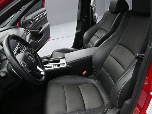 Used 2021 Honda Accord Sport image 13