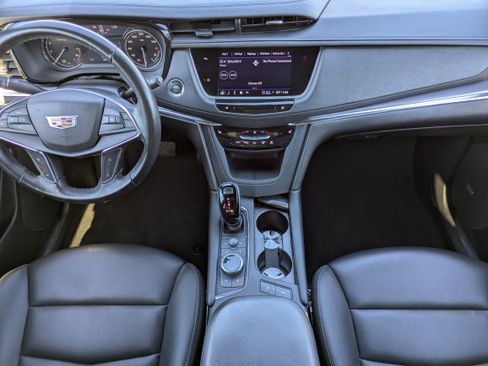 Used 2022 Cadillac XT5 Luxury image 11