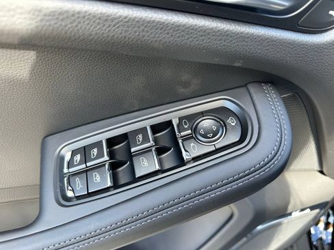 Used 2026 Porsche Macan S AWD/4WD image 22