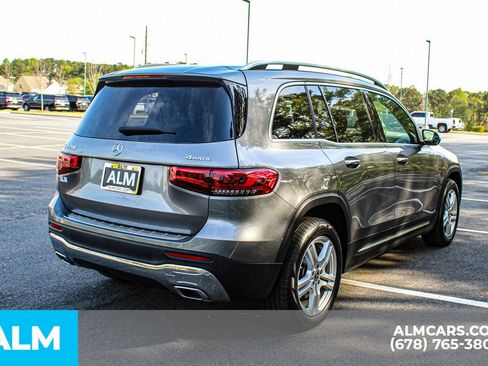 Used 2022 Mercedes-Benz GLB 250 4MATIC w/ Premium Package Lite image 6