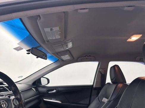 Used 2012 Toyota Camry SE image 37