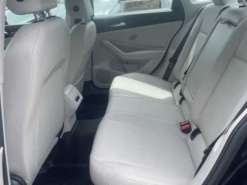Used 2019 Volkswagen Jetta SEL FWD image 16