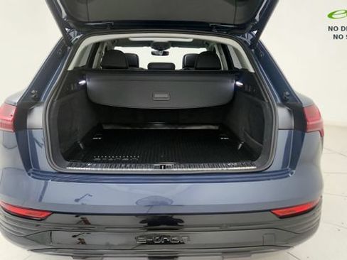 Used 2024 Audi Q8 e-tron Premium Plus w/ Premium Plus Package AWD/4WD image 29