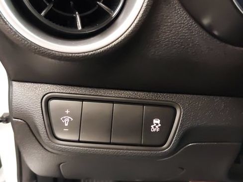 Used 2024 Kia Forte LXS FWD image 25